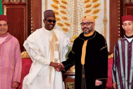 الملك محمد السادس يؤكد لرئيس نيجيريا حرصه على مواصلة العمل سويا معكم لتعزيز علاقات التعاون البناء والتضامن