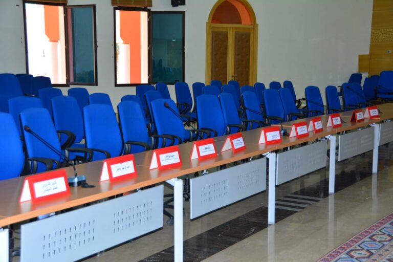 مرة أخرى وللمرة الثامنة: اثنى عشر عضو يقاطعون الجلسة الثانية للدورة الاستثنائية للمجلس الاقليمي لقلعة السراغنة