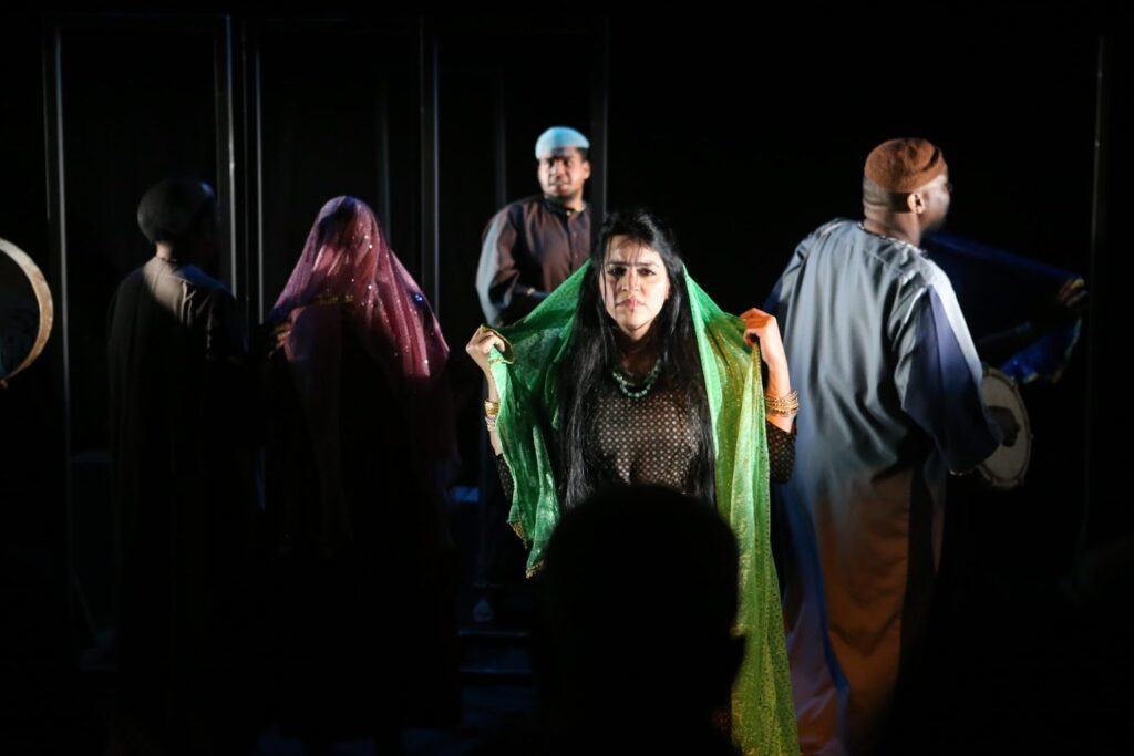 مسرحية مغربية تتوج بجائزة أفضل عرض مسرحي في مهرجان الأردن المسرحي
