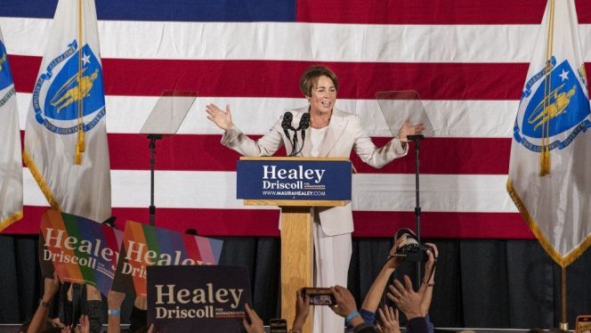 انتخاب أول حاكمة مثلية في تاريخ الانتخابات الأمريكية
