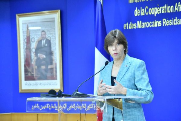 كاترين كولونا تعلن مواصلة أنشطة قنصلية عادية مع المغرب