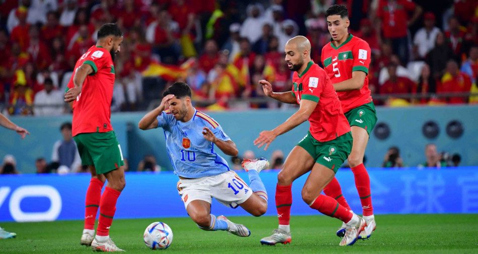 المغرب وإسبانيا .. إلى الشوطين الإضافيين