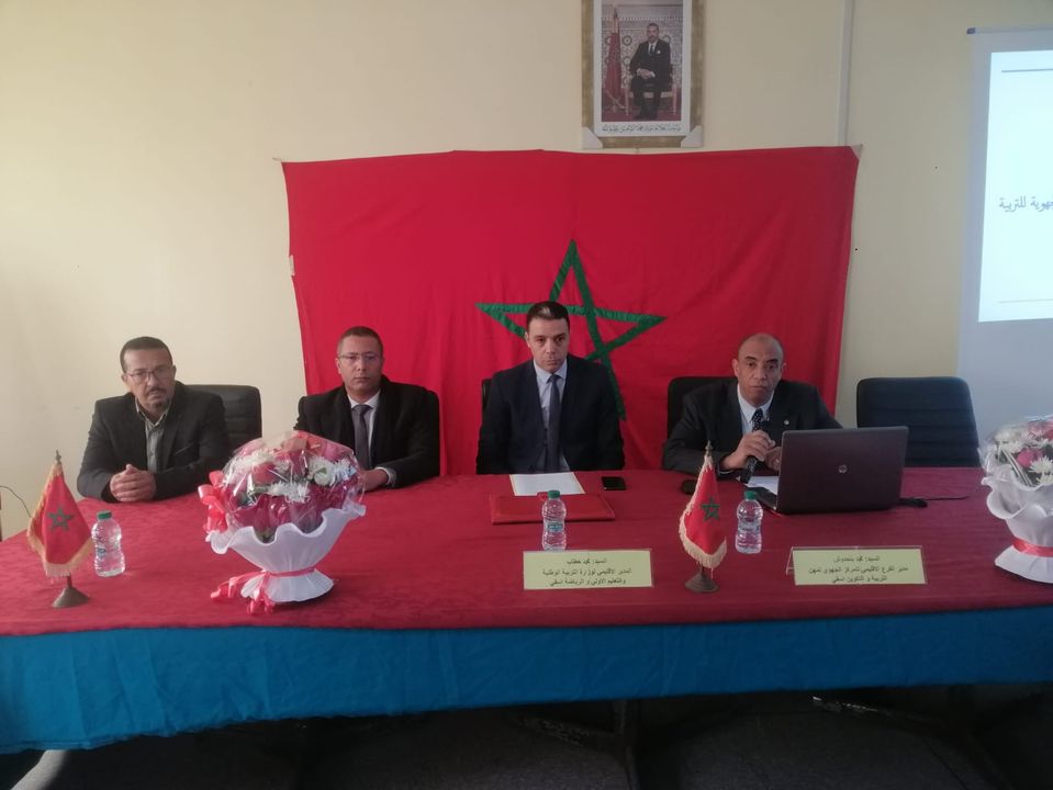 انطلاقة السنة التكوينية بالمركز الجهوي لمهن التربية بآسفي بحضور المدراوي وبنحدوش يستعرض مرتكزات التكوين