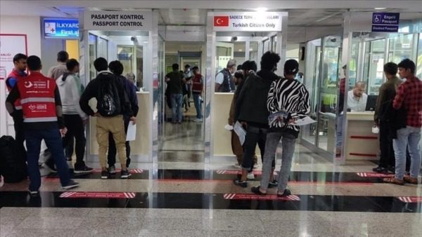 تركيا ترحل ما يقرب 4 آلاف مهاجر غير نظامي خلال أسبوع واحد