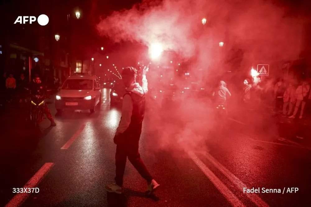 فرنسا.. اعتقال 40 متطرفا يمينا يحملون أسلحة للاعتداء على الجماهير المغربية