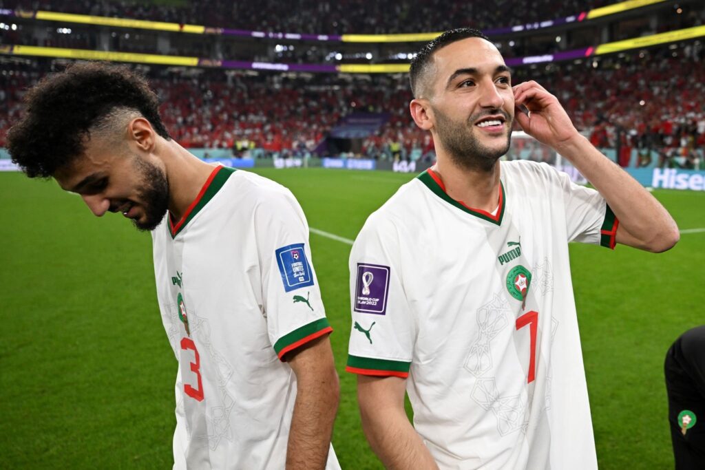 تشيلسي الانجليزي يحتفي بالمغربي حكيم زياش بعد ادائه الرائع امام البرازيل