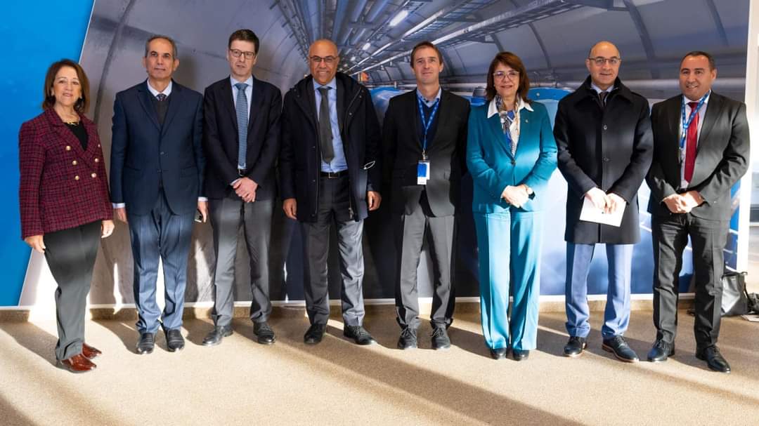 الوزير عبد اللطيف ميراوي يقوم بزيارة عمل للمنظمة الأوروبية للأبحاث النووية (CERN)