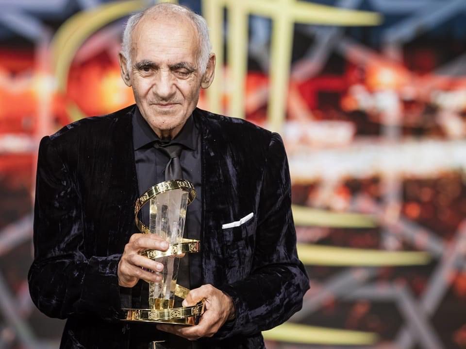 الفنان المغربي عبد الرؤوف في ذمة الله