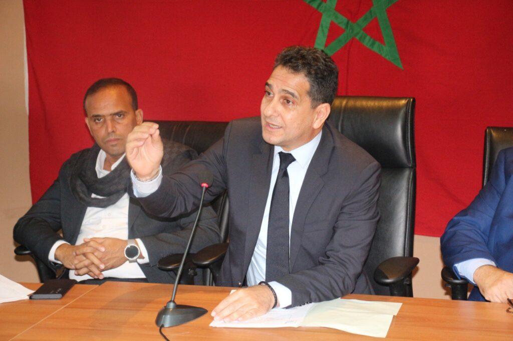 احمد افيلال: يجب الوقوف على المشاكل والاكراهات التي تعيشها المقاولات المتوسطة والصغرى في ظل الازمة +فيديو