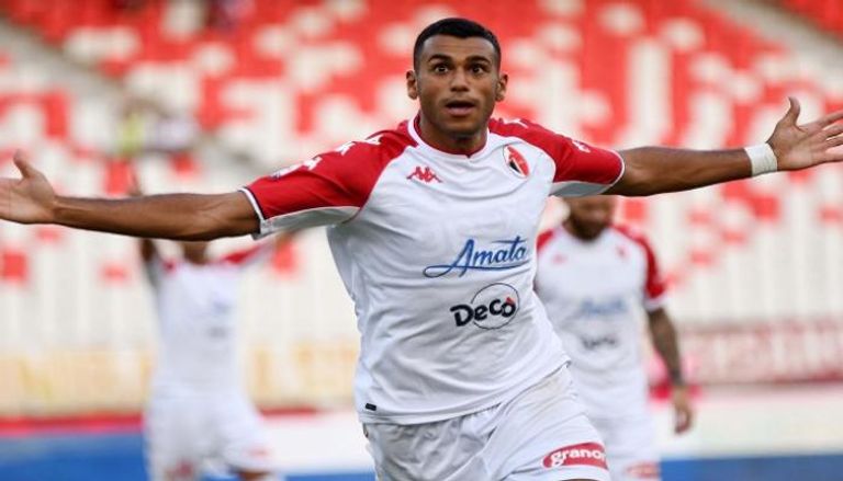 وليد شديرة يكشف أسرار الموسم الاستثنائي في إيطاليا والمونديال وثلاثيته التاريخية في مرمى بوفون