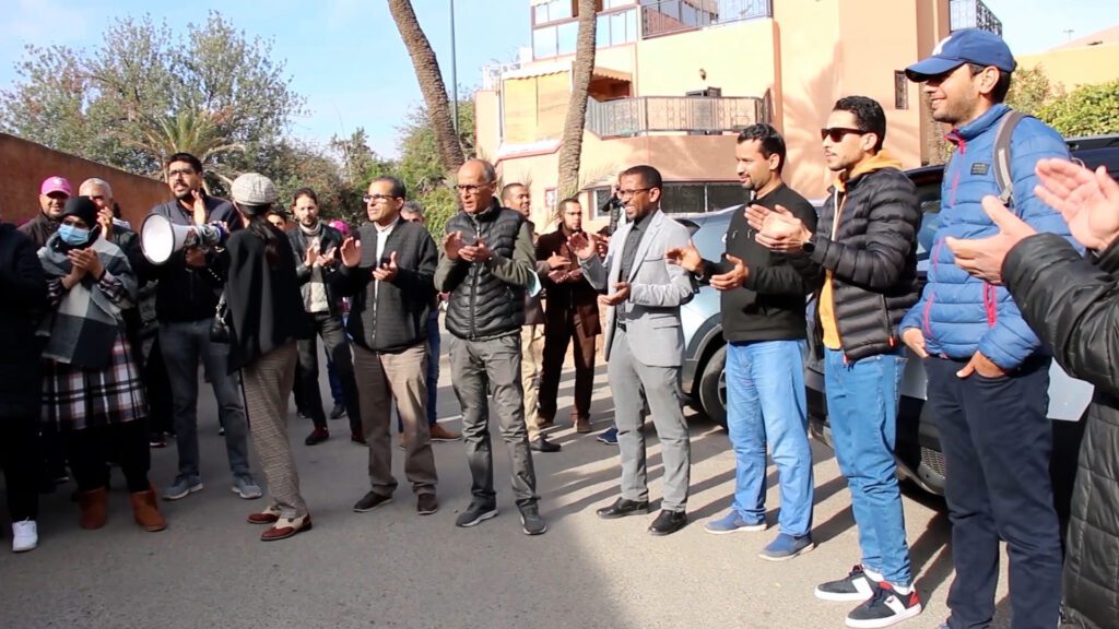 المكتب الجهوي للنقابة الوطنية للصحة العمومية ينظم وقفة احتجاجية بمراكش +فيديو