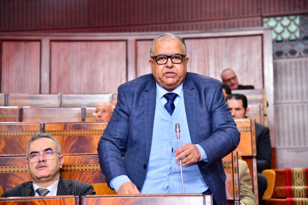 بمجلس النواب.. البرلماني واعمرو مخاطبا الوزير نزار البركة “ذعيرة 60 درهم في فواتير الماء غير معقولة وغير قانونية وخاصها تتراجع” +فيديو