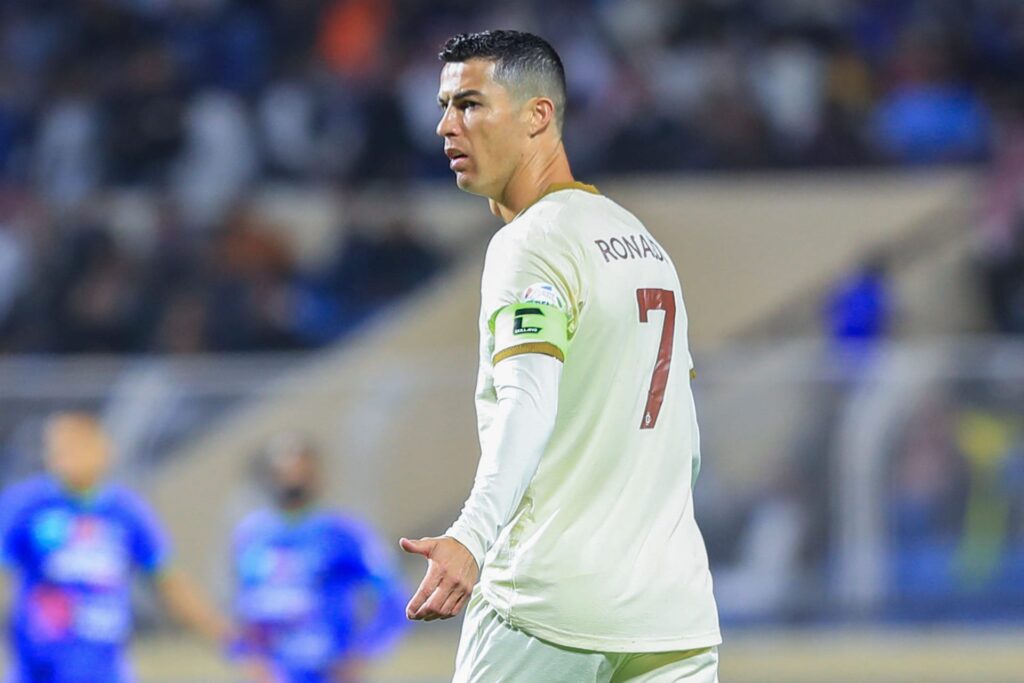 رونالدو يواصل تكسير الأرقام القياسية بأسرع هاتريك في الدوري السعودي