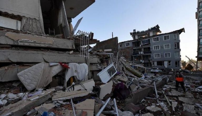 زلزال تركيا وسوريا : 828 ألف عامل فقدوا مصدر رزقهم