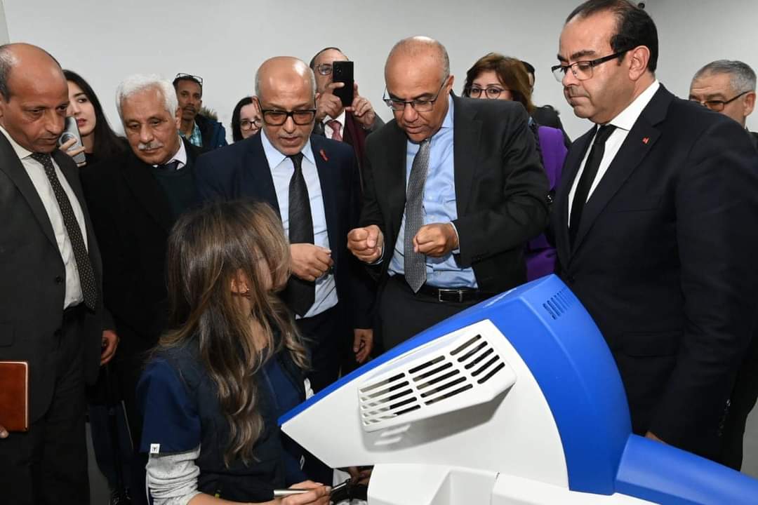 الوزير عبد اللطيف ميراوي يدعو إلى إدراج التكنولوجيات الحديثة في التكوين الطبي
