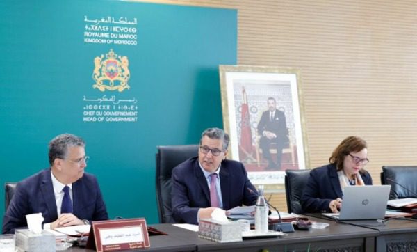رئيس الحكومة يترأس الاجتماع الأول للجنة الوطنية للمساواة بين الجنسين وتمكين المرأة