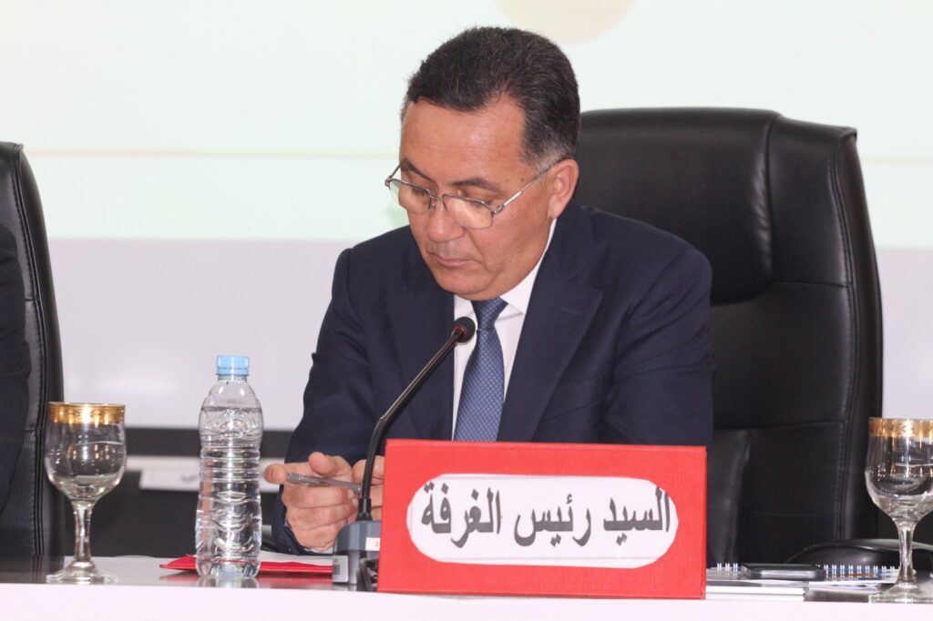 بالفيديو … كمال بنخالد يترأس اشغال الدورة العادية الاولى لمجلس غرفة التجارة والصناعة والخدمات لجهة مراكش آسفي