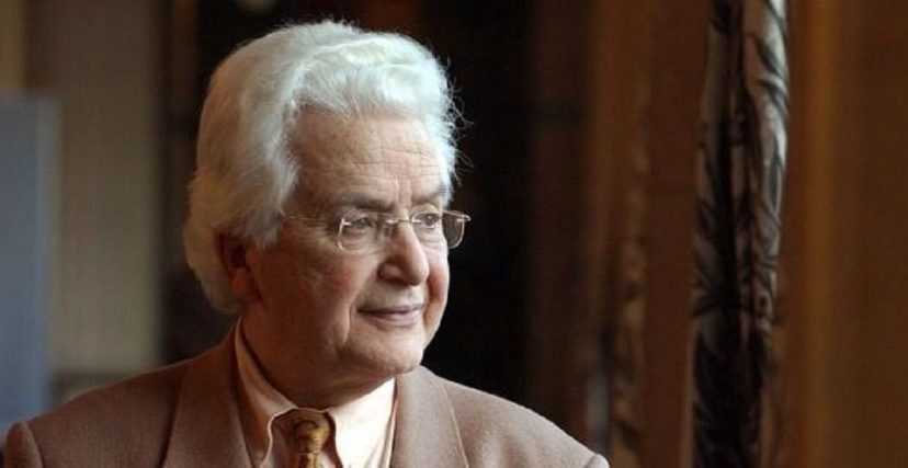 إهداء خزانة المفكر الجزائري محمد أركون للمغرب