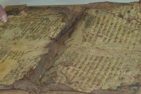 اكتشاف وثائق أثرية تاريخية بإقليم طاطا