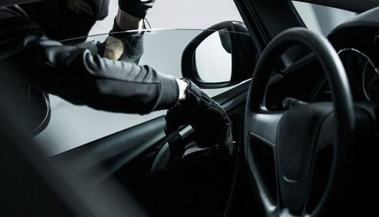 كاتبة بريطانية معروفة تتعرض لعملية سرقة بمراكش