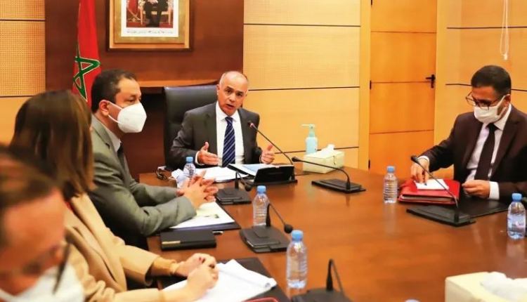بنموسى يكشف موعد بداية استفادة موظـفي وزارته من عطلة الأبوة