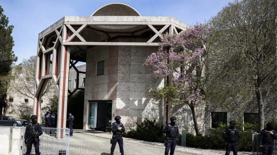 قتيلان في هجوم على المركز الاسماعيلي في لشبونة