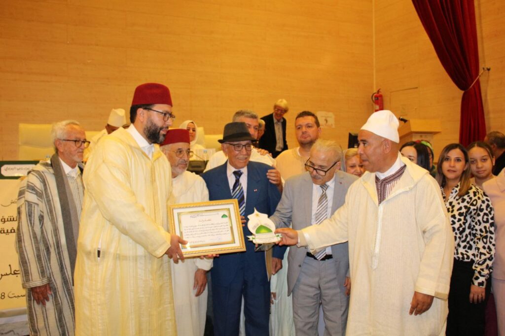 المجلس العلمي لمراكش والجمعية اليوسفية للامداح النبوية وقراءة دلائل الخيرات يكرمان العلامة المرحوم محمد البراوي +فيديو وصور
