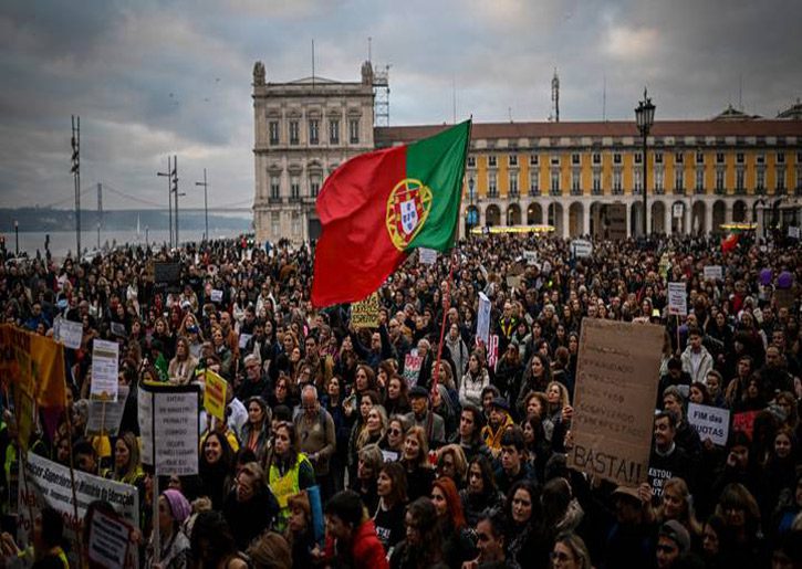 آلاف البرتغاليين يتظاهرون في لشبونة للمطالبة بتحسين الأجور