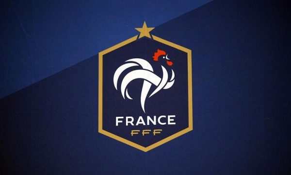 الاتحاد الفرنسي لكرة القدم يرفض إيقاف المباريات حتى يتمكن اللاعبون من الإفطار