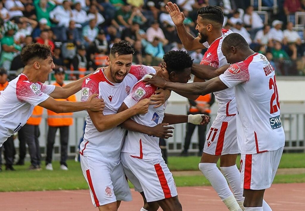 الوداد يفوز بصعوبة على المولودية الوجدية
