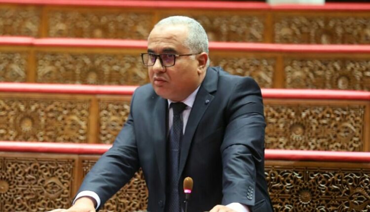 شميس يدعو الحكومة لبذل المزيد من الجهود بهدف صيانة الشبكة الطرقية الموجودة وتشييد طرق جديدة