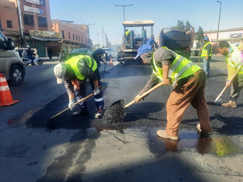 انطلاق اشغال الطريق المؤدية لمسجد الخير بمقاطعة سيدي يوسف بن علي