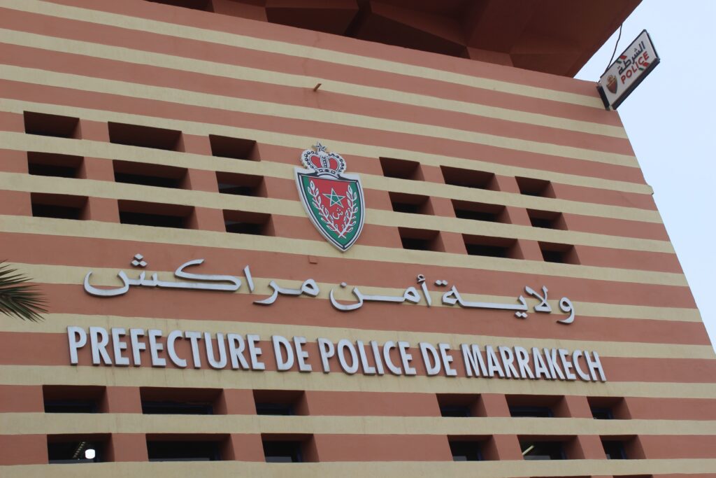 مراكش.. توقيف مواطن فرنسي من أصول جزائرية موضوع أمر دولي بإلقاء القبض