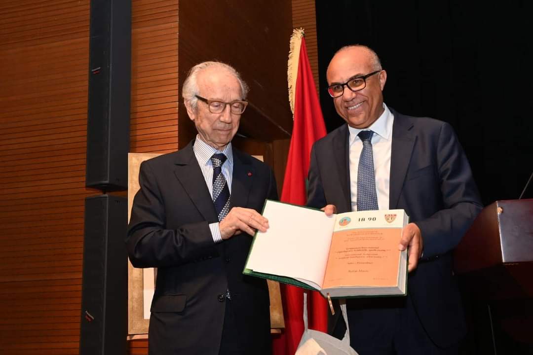 الرباط.. الوزير عبد اللطيف الميراوي يشارك في فعاليات النسخة الأولى لمهرجان العلوم