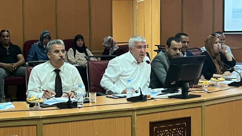 مجلس مقاطعة سيدي يوسف بن علي يطلع على اتفاقية جديدة لبرنامج المنازل الآيلة للسقوط بالمقاطعة