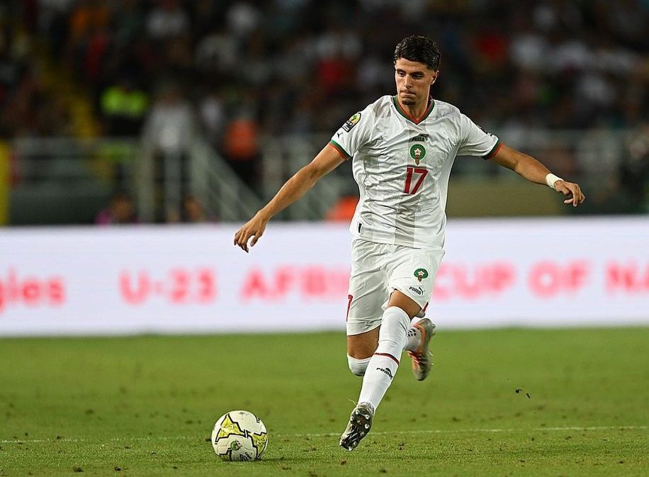 الدوري الإيطالي.. المغربي أسامة العزوزي ينضم رسميا إلى نادي بولونيا