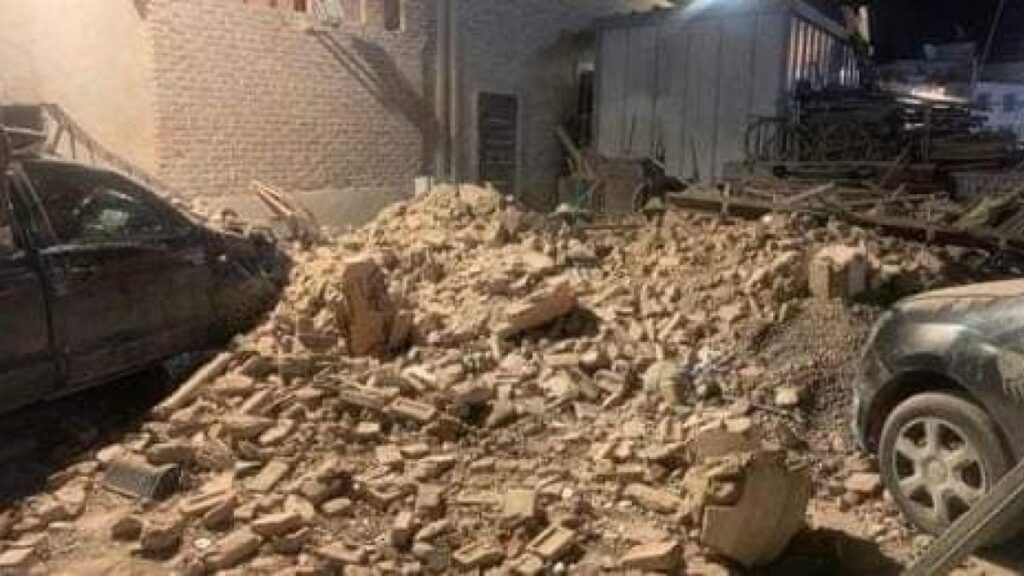 المغرب يسجل 1305 قتلى و1832 جريحا جراء “زلزال الحوز”