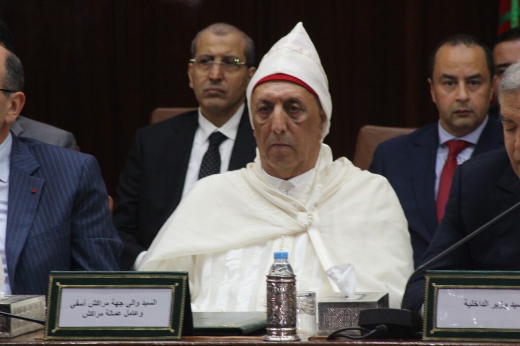 شوراق والي جهة مراكش يتخد قرار تقنين استعمال الماء في الأنشطة المهنية المتعلقة بالحمامات ومحطات غسل السيارات