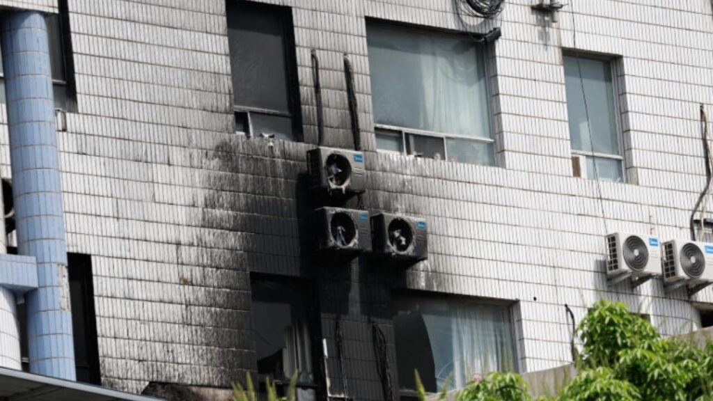 26 قتيلا في حريق بمبنى شركة شمال الصين