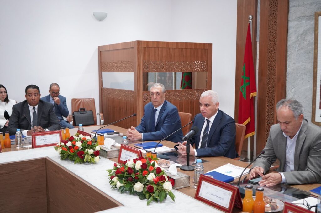 الوزير ايت طالب يترأس أشغال المجلس الإداري للمركز الاستشفائي الجامعي محمد السادس بمراكش