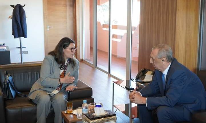 فاطمة الزهراء المنصوري تتدارس مع والي جهة مراكش اسفي برنامج عمل جماعة مراكش 2023-2028 وتدبير مخلفات الزلزال
