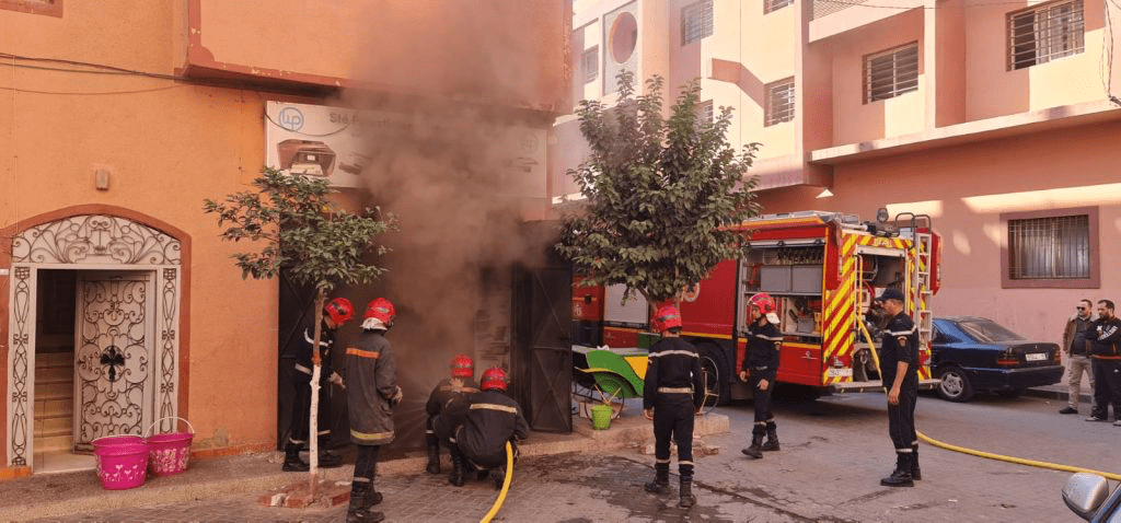 بالفيديو.. اندلاع حريق مهول بشركة للمعلوميات يخلف خسائر مادية جسيمة بمراكش