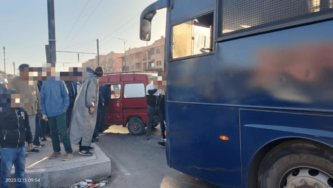 تسجيل خسائر مادية اثر اصطدام حافلة لنقل السجناء وسيارة لنقل البضائع بمراكش