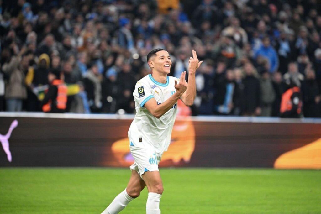 أمين حارث ضمن أفضل خمسة ممررين في الدوري الأوروبي