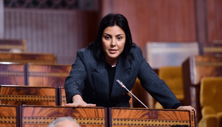 البرلمانية لماوي تطالب باصلاح مطار ورزازات ليواكب تطور مدينة تراهن على السياحة الفنية كنشاط رئيسي