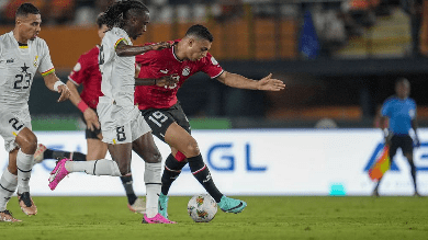 مصر تنجو من الهزيمة أمام غانا وتفقد خدمات محمد صلاح