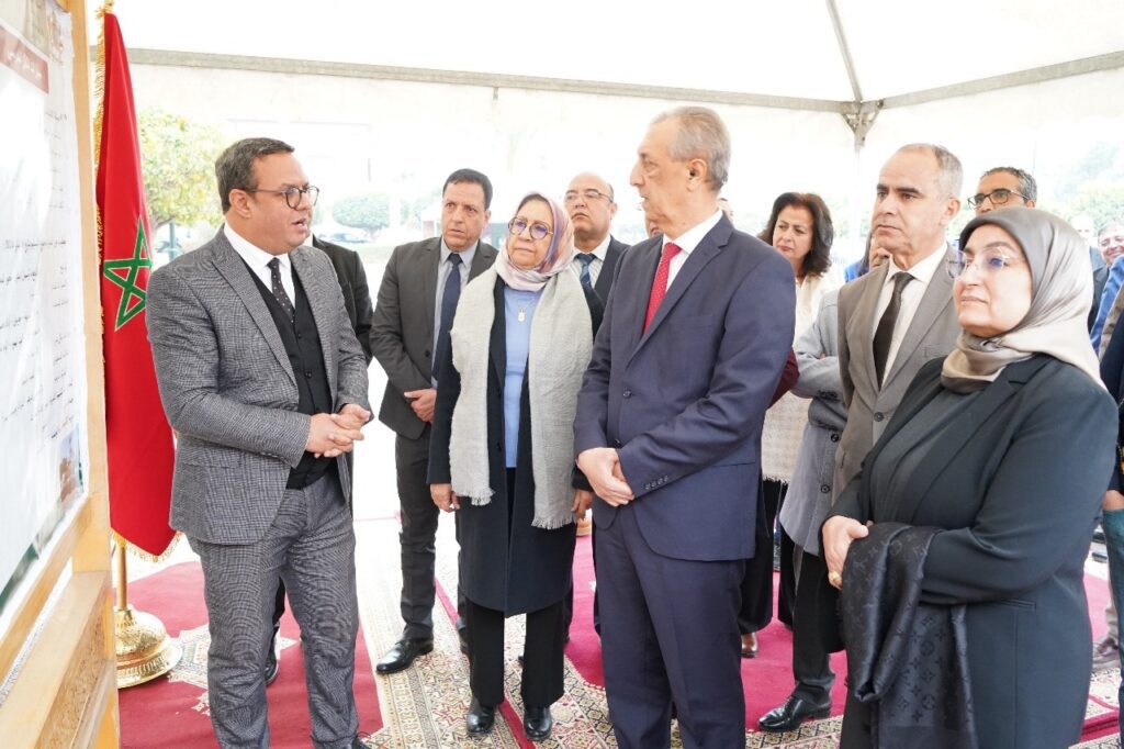 الوالي شوراق يترأس حفل توزيع حافلات النقل المدرسي بعمالة مراكش