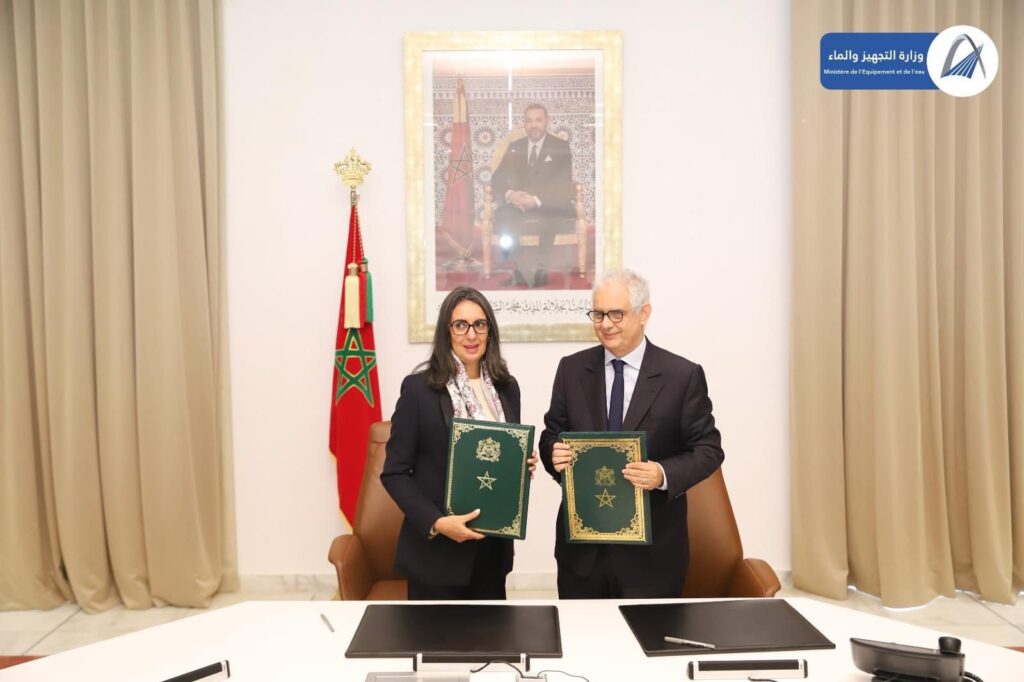 التوقيع على اتفاقية شراكة بين وزارة التجهيز والماء ووزارة الاقتصاد والمالية في مجال التعاون والتنسيق