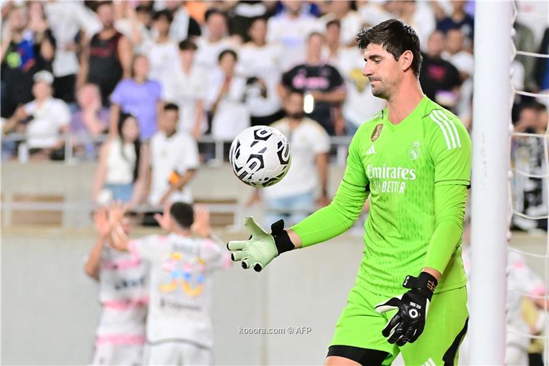 تحديد موعد عودة كورتوا لتدريبات ريال مدريد