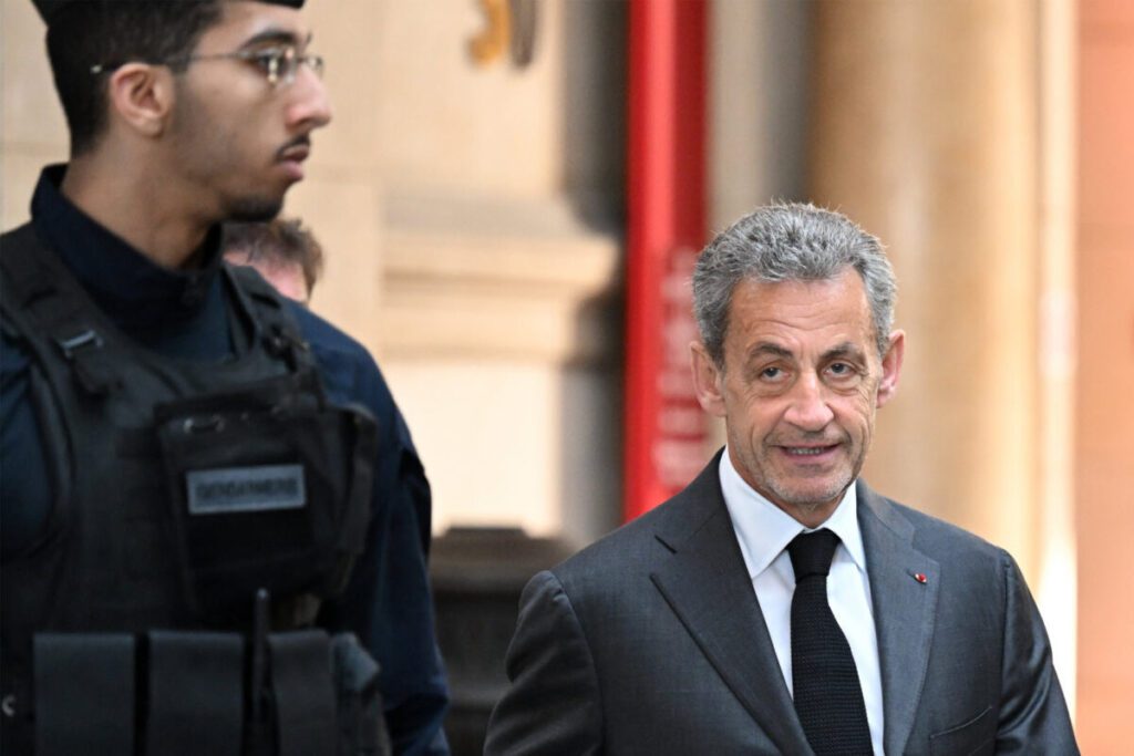 محكمة الاستئناف بباريس تقضي بسجن ساركوزي لمدة عام